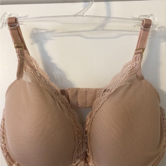 Natori Other - Lightly Lined LaceTrimmed Mesh Bra in Tan